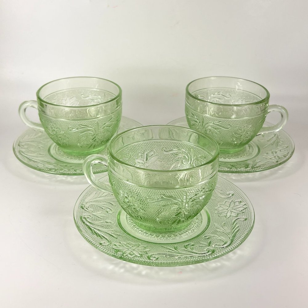 Vtg Tiara Exclusives Indiana Glass Coffee Cup Saucer Chantilly Green Set of 3